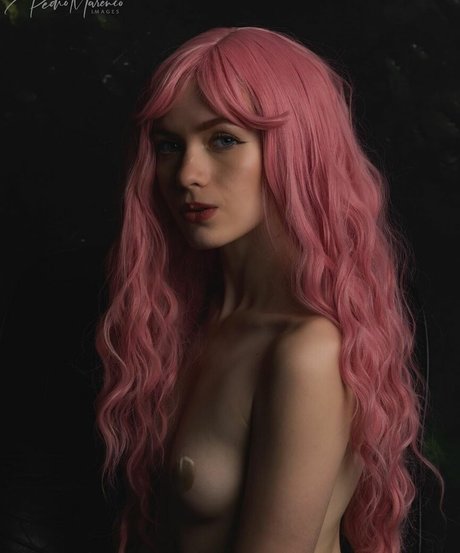 MoonLadyTay hd actress img