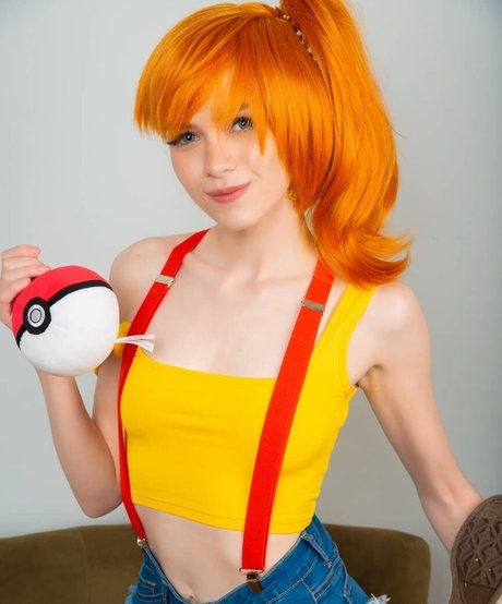 MoonLadyTay naked actress photo