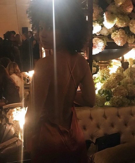 Alisha Wainwright model erotic images