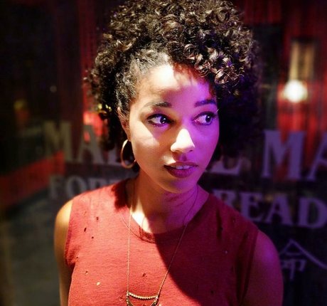 Alisha Wainwright nude model images