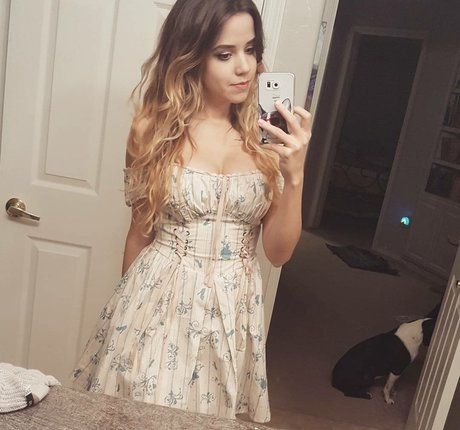 Deernadia pornstar beautiful archive