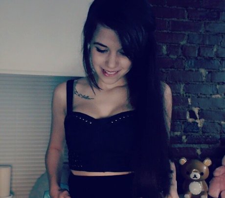 Deernadia beautiful model photos