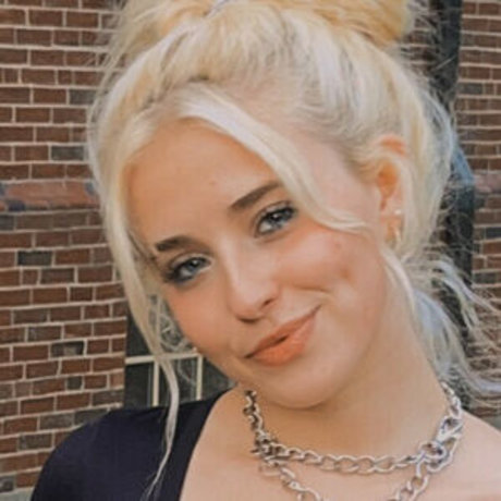 Helenbrad art model images