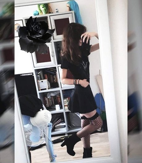 Michal Cosplay sex actress pic