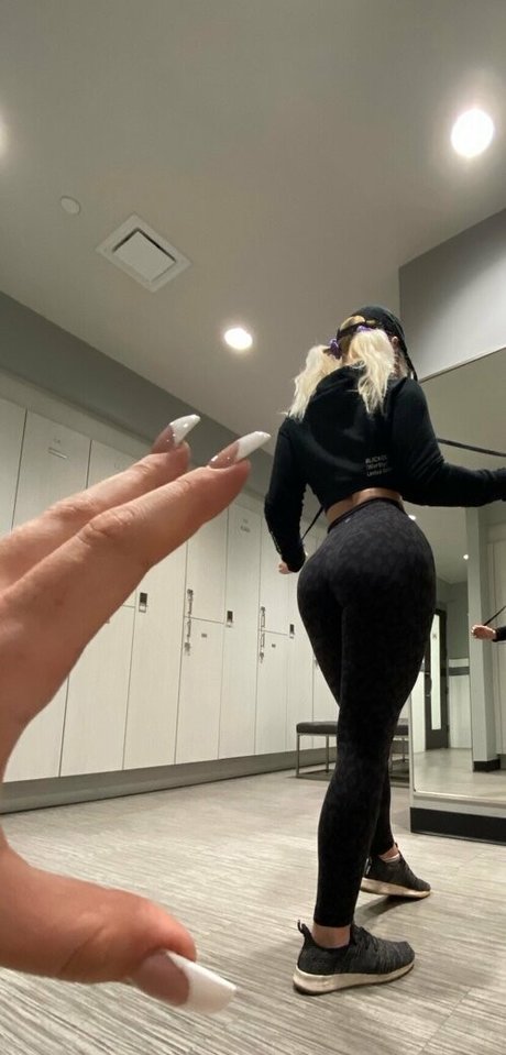 Haniimae naked actress pic