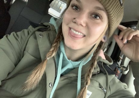 lauho5 star naked pic