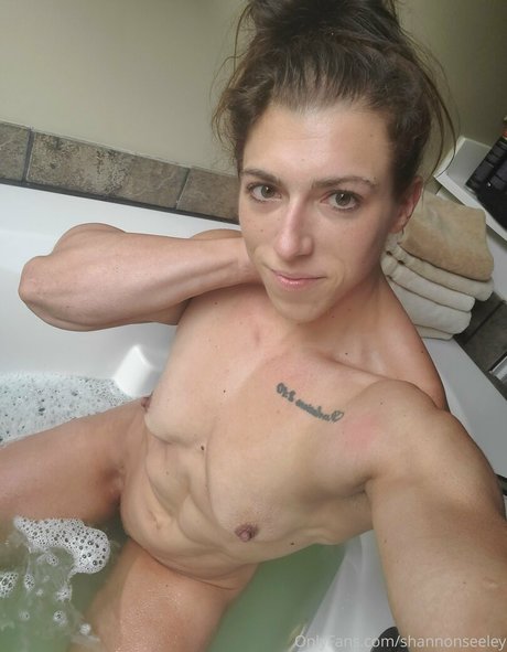 shannonseeley nude actress pic