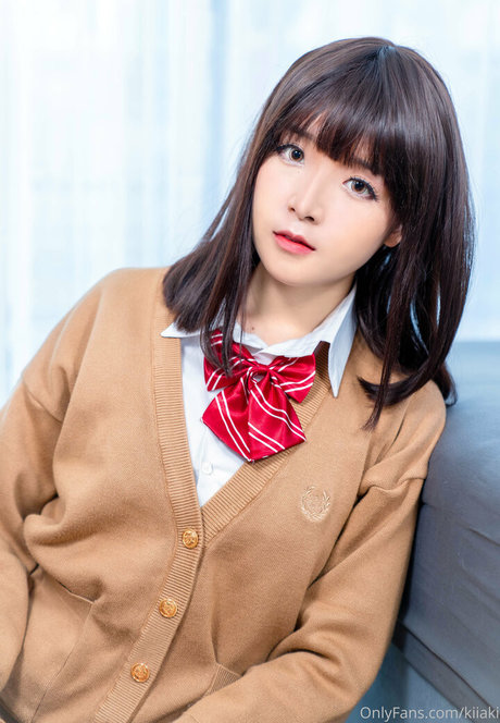 pikiichu model beautiful image