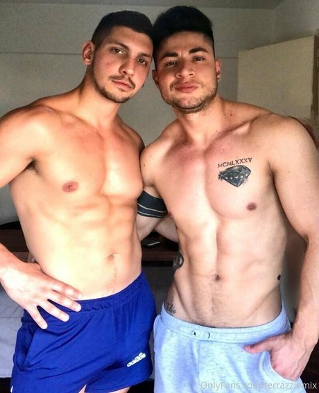 emiliano terra naked model img