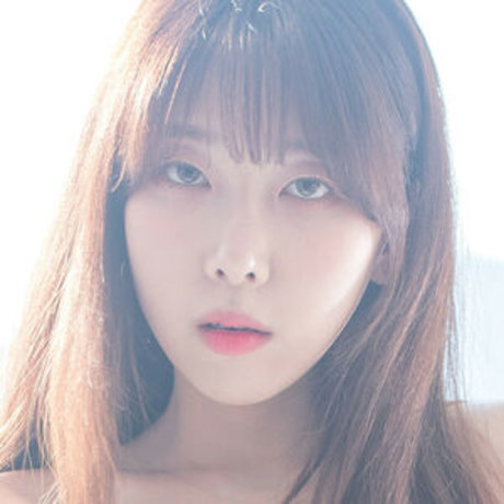 Shaany porn model photos