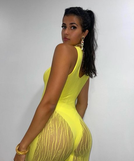 Ambraguiotto beautiful actress picture