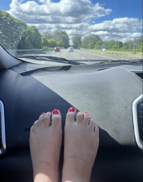 Rory Eliza nude actress image