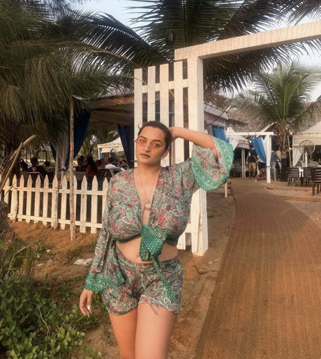 Sonali Malhotra pornstar hot picture