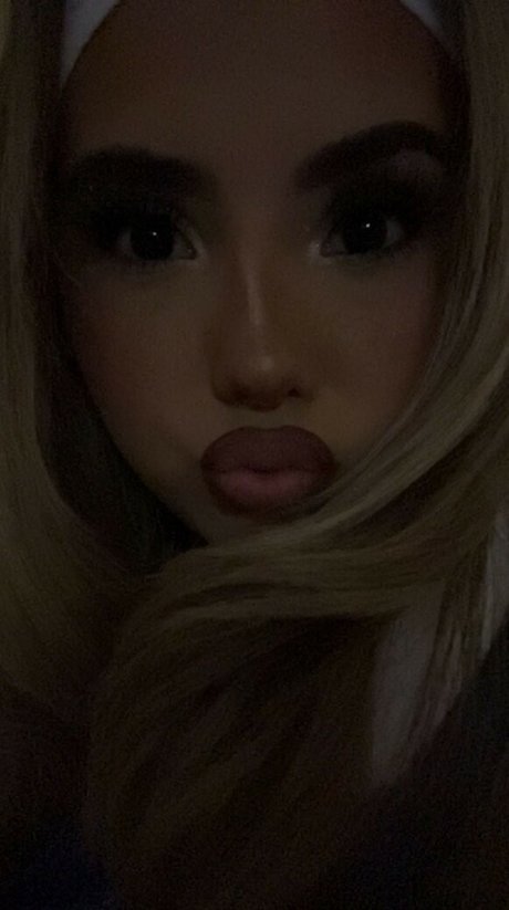 Gisselle Next Door nude actress picture