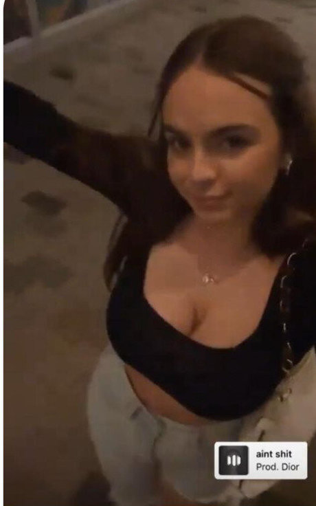 louukxo xxx actress pics