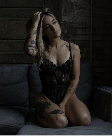 emster97 xxx actress img