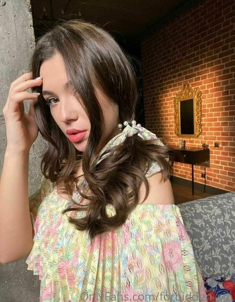 forbidden sin model pretty pictures