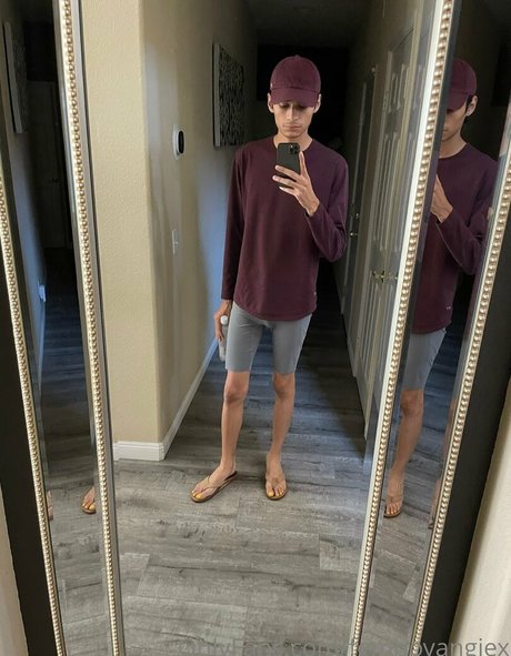 femboyangiesfeet xxx model pictures