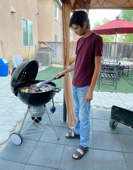 femboyangiesfeet high quality actress img