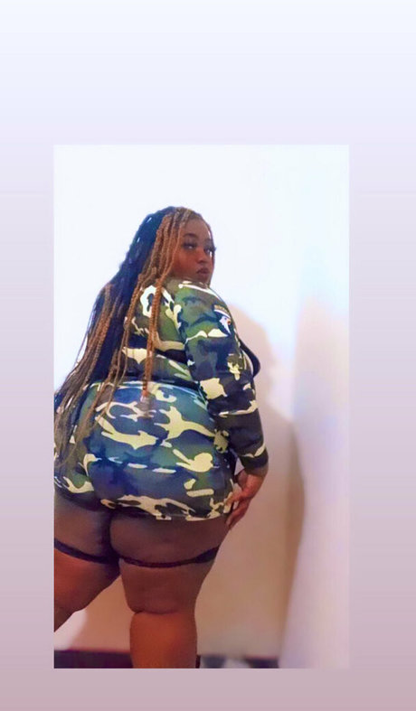 mamamioshye nice model pics