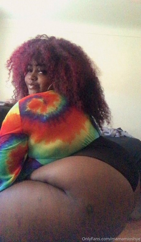 mamamioshye top pornstar image