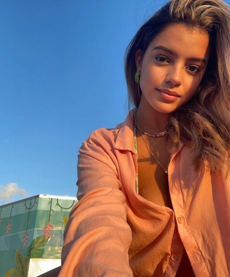 Leslie Sanchez pornstar naked gallery