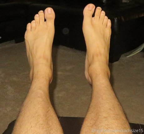 zachsize15 star nudes photo