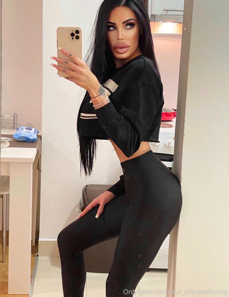 real siliconebunny art star img