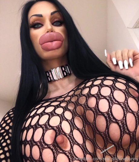 real siliconebunny erotic star img
