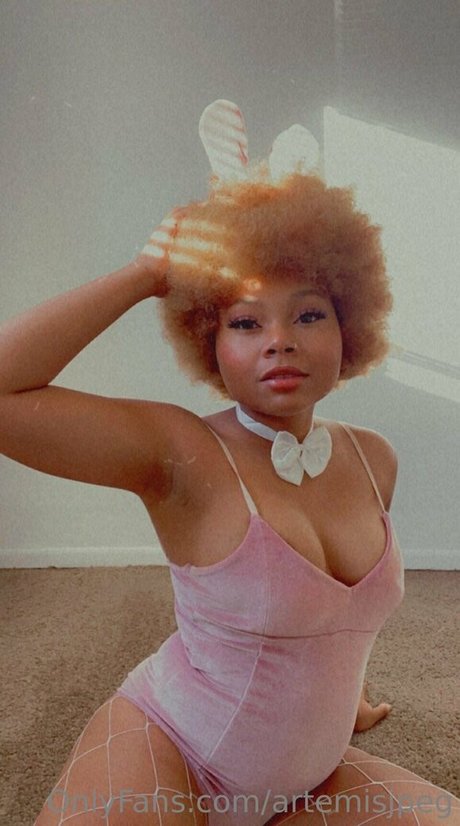 artemisjpeg pornstar photo