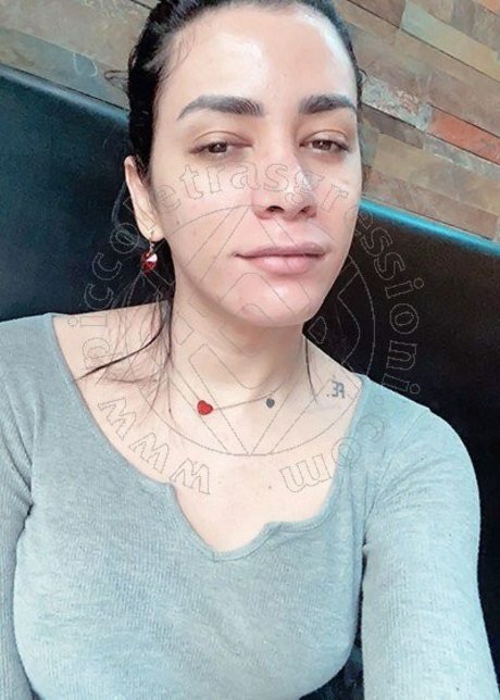 Nicole Lonning model erotic gallery