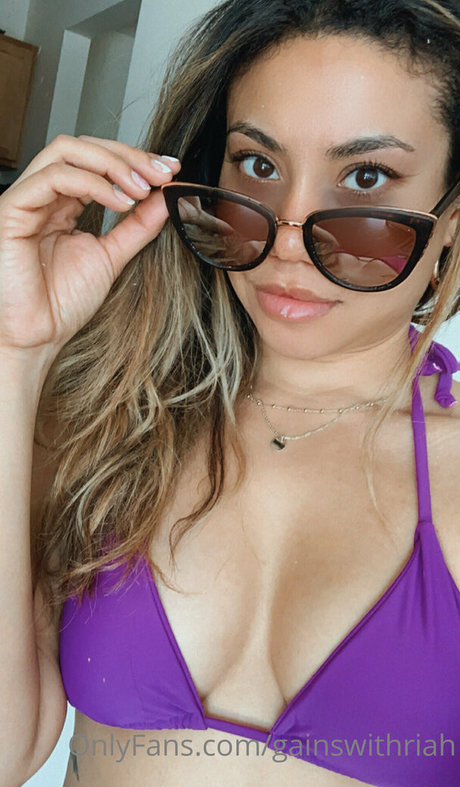 gainswithriah pretty model pics