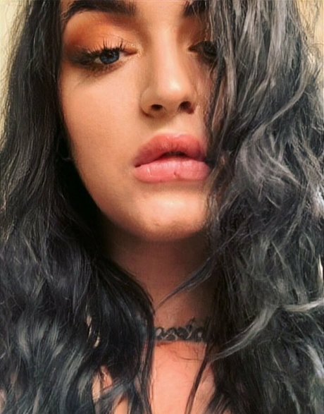 sh james free actress pictures