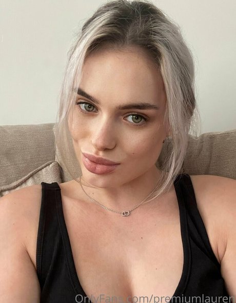 premiumlauren xxx pornstar pic