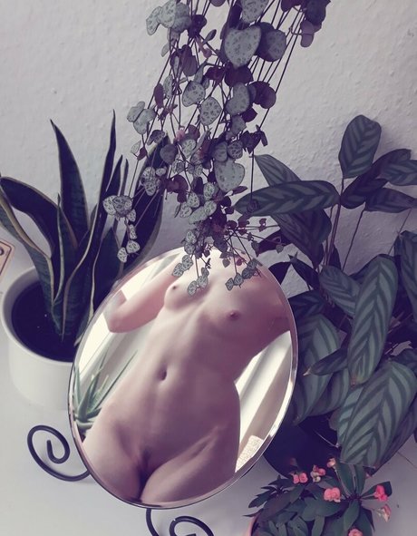 lillya cb model erotic archive