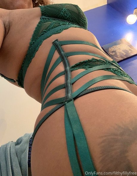 filthyfillyfree sexy star picture