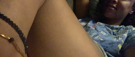 filthyfillyfree erotic pornstar image