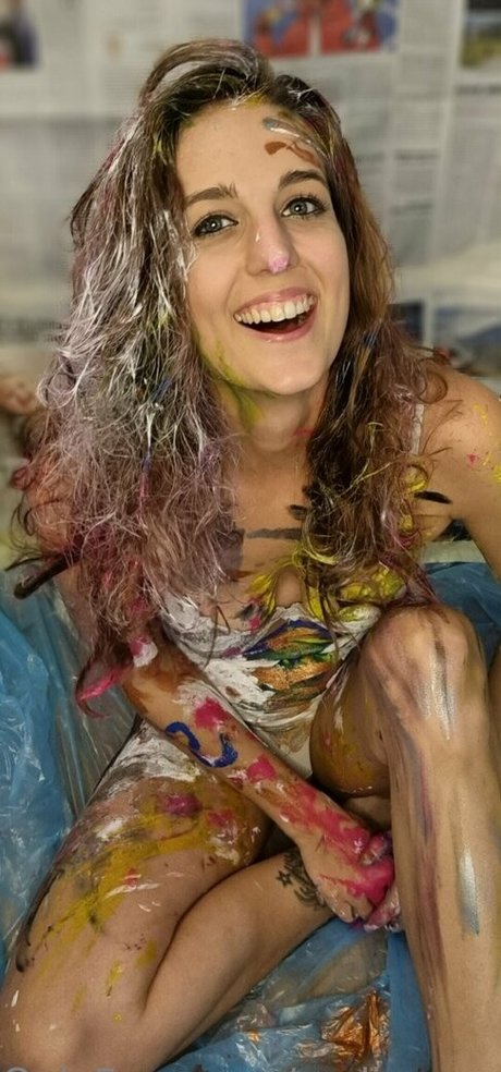 melissarouge6 model top pic