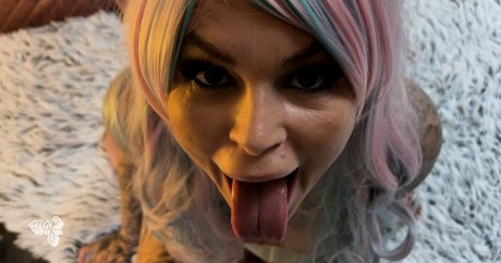 Merry4Fun model hd archive