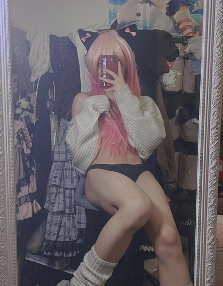 siokaratako sexy star photo