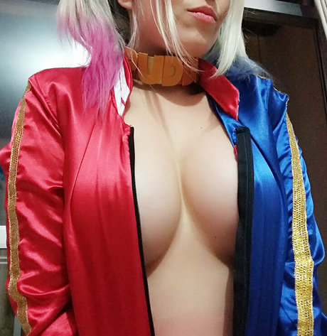 Fah Suicide star sexy image