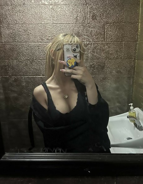 asuu02 nudes actress image