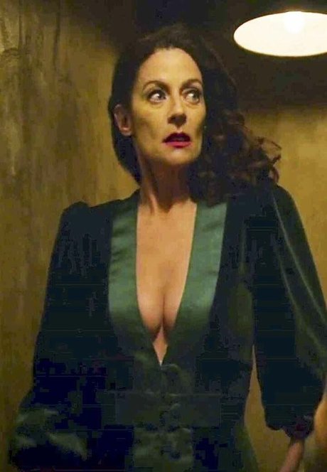 Michelle Gomez beautiful pornstar photos