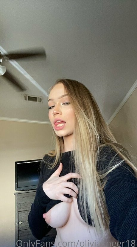 oliviacheer18 best pornstar image