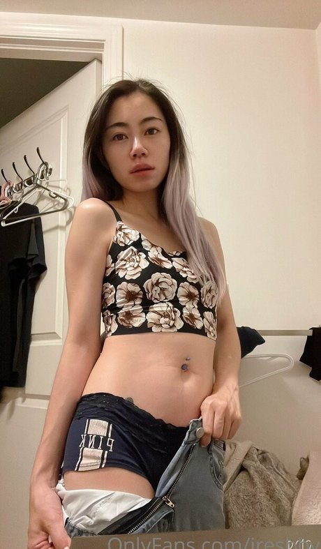 iresbby star exclusive photos