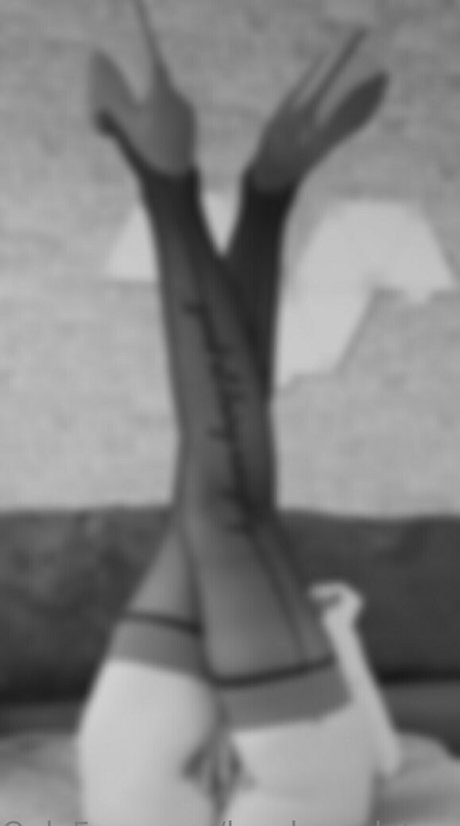 lenchen deluxe pretty actress photo