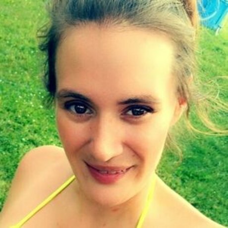 dezerai free pornstar picture