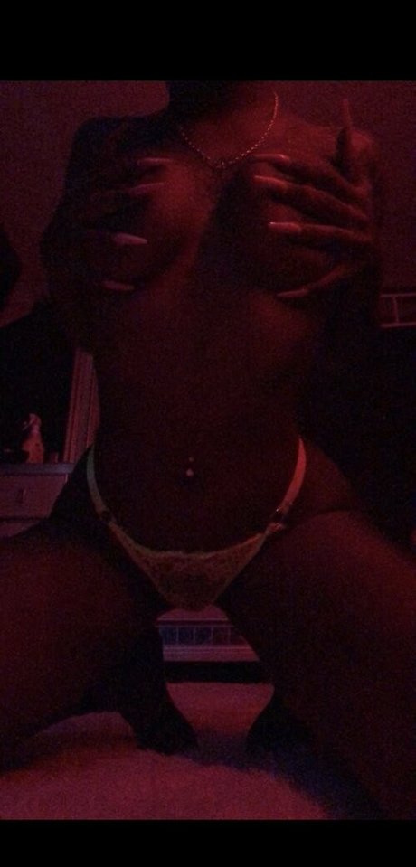 cocosiimone1 pornstar adult pic