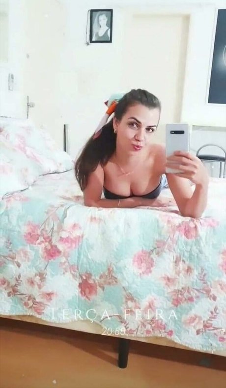 Daianablue model nude image