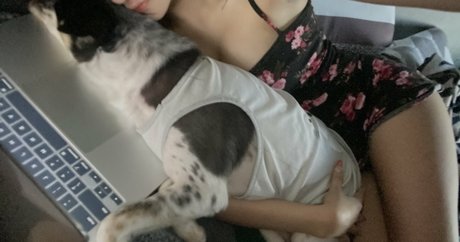 ivyyvon nudes model images